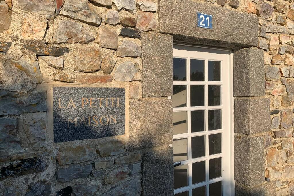 Sciotot - Bord De Mer - La Petite Maison Les Pieux Exterior photo