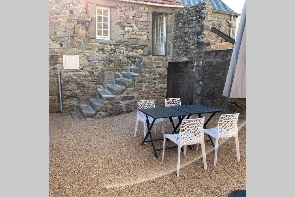 Sciotot - Bord De Mer - La Petite Maison Les Pieux Exterior photo